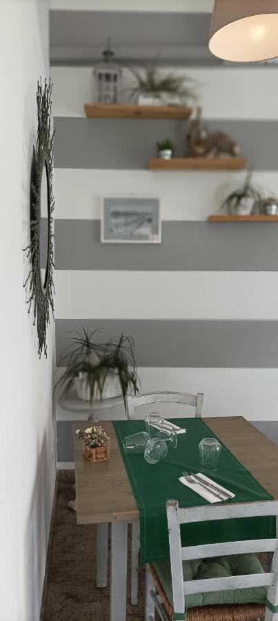 Apartamento La Casina Di Ale Marina Di Carrara Exterior foto